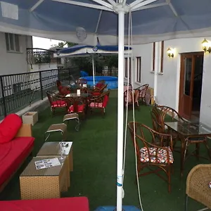 Oez Mert Antalya